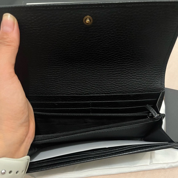 Authentic Gucci wallet - Picture 3 of 6